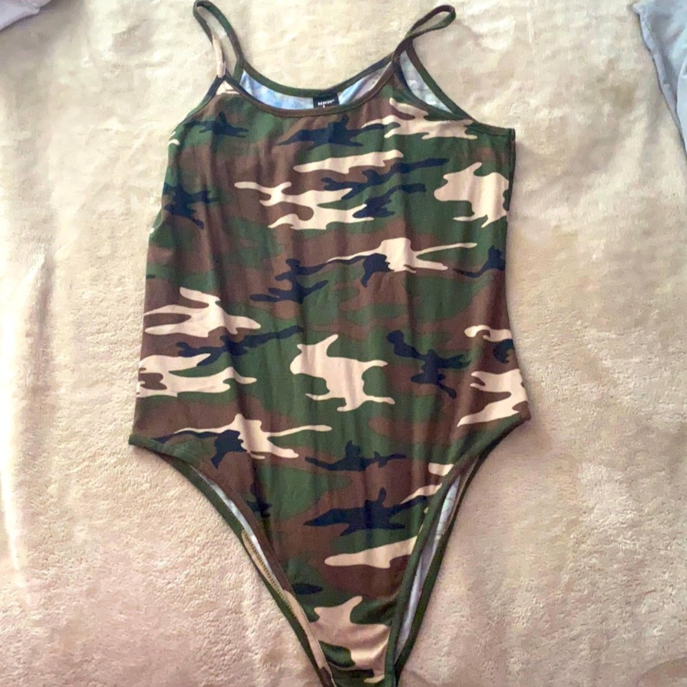 womens body suit